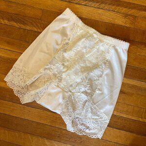 Shapewear shorts medium